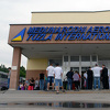 Tuzlanski aerodrom mnogima nametnuo posao, taksisti i hotelijeri zadovoljno trljaju ruke