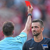 Šta je Vedad Ibišević rekao arbitru Tobiasu Stieleru pa je zbog toga dobio crveni karton?