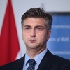 Plenković: Zdravo bi bilo da se priča o Agrokoru odmrsi do kraja