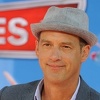 Glumac Anthony Edwards optužio producenta Garyja Goddarda za zlostavljanje i silovanje