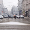 Na planinama snijeg otežava saobraćaj, u ostalim dijelovima zemlje kolovoz mokar