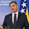 Zvizdić: Zašto će ostavke podnijeti samo ministri iz SBB-a, a ne svi imenovani na neke funkcije