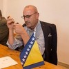 Prof. Armin Škrbo iz Sarajeva pobjednik takmičenja u dugom pušenju lule u Splitu