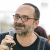 Grafički dizajner Anur Hadžiomerspahić preminuo u 47. godini