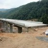 Umjesto gradnje puteva i većih penzija građani u 2017. dobili skuplje gorivo, registraciju vozila...
