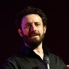 Salve smijeha i ovacije za odličan stand up show Nikole Đurička u sarajevskom Domu mladih