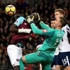 Tottenham uputio 27 udaraca ka golu Adriana, ali je West Ham odnio bod s Wembleya