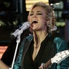Carrie Underwood i Ludacris ujedinili snage u novoj pjesmi za Super Bowl
