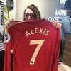 Adidasova prodavnica u Londonu već prodaje Sanchezov dres Manchester Uniteda