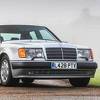 Rowan Atkinson prodaje svoj Mercedes 500E i Lanciju Themu 8.32