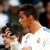 Ronaldo krvav napustio teren pa uzeo mobitel kako bi se ogledao