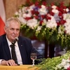 Zeman gubi u anketama uoči drugog kruga predsjedničkih izbora u Češkoj