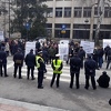 Prevareni kupci stanova u Tuzli jajima gađali zgradu Gradske uprave