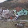 Vanredno stanje snimljeno iz zraka: U klizištu u Hrvatskoj Kostajnici srušene kuće