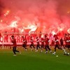 Nije u pitanju utakmica: Ovako navijači Galatasaraya pružaju podršku na treningu ekipe