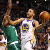 Teški udarci za Golden State i Boston: Curry i Irving više sedmica van parketa