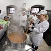 Sjećanje i suze radosnice: U Narodnoj kuhinji "Stari Grad" na današnji dan skuhan je prvi obrok
