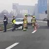 Vozilo udarilo u zaštitnu ogradu na autoputu kod Kaknja