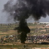 Stotine Palestinaca pohrlile ka granici pojasa Gaze i Izraela