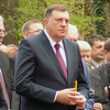 Dodik se ni ove godine u Donjoj Gradini nije rukovao sa ambasadoricom SAD-a