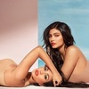Kourtney Kardashian i Kylie Jenner kreirale zajedničku kolekciju šminke