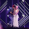 Nepoznati mladić istrčao na binu i oteo mikrofon britanskoj predstavnici na Eurosongu