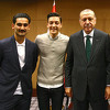 Njemački savez kritikovao Ozila i Gundogana zbog fotografija s Erdoganom