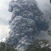 Eksplozivna erupcija vulkana na Havajima izbacila pepeo više od 9.000 metara u visinu