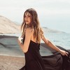 Atraktivnim fotografijama s plaže Severina najavila novu pjesmu s Petrom Grašom