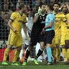 Buffon zbog napada na engleskog arbitra Michaela Olivera suspendovan na tri meča