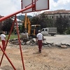 Počelo uređenje košarkaškog igrališta u parku Hastahana