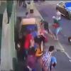 Objavljen snimak udara taksija u grupu pješaka u centru Moskve