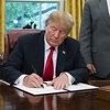 Trump potpisao naredbu koja sprečava razdvajanje djece migranata od roditelja