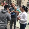 Marija Šerifović najsretnijim fanovima pokucala na vrata i uručila ulaznice za koncert na Koševu