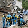 Broj žrtava u Japanu premašio 100, spasioci pretražuju ruševine i blato