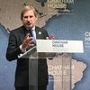Hahn pohvalio BiH zbog završenog Upitnika, Makedoniju i Grčku zbog rješenja spora
