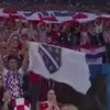 I zastava RBiH sa ljiljanima na tribinama navijača Hrvatske