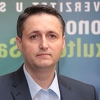 Partijski drugovi i članovi ratnog Predsjedništva RBiH: Denis Bećirović je čovjek kojem vjerujemo