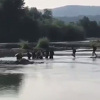 Migranti i dalje na Drini, nakon što budu spašeni vratit će ih u Srbiju