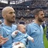 David Silva izveo sina na teren nakon što je dječak pet mjeseci proveo u bolnici