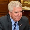 Američki ambasador u Srbiji: Rusija podržava vojne, a mi košarkaške kampove