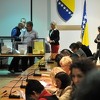 U nekoliko gradova u BiH zabilježena masovna odustajanja članova biračkih odbora