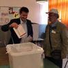 Senad Šepić glasao u Cazinu: Raduje me što sam zatekao gužve na biračkim mjestima