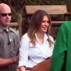 Nasmijanu Melaniju odgurnulo mladunče slona