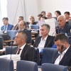 Zašto vlasti troše novac na printanje hiljada stranica papira koje su dostupne na internetu