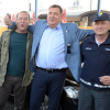 Dodik dobio unuka pa častio službenike na graničnom prijelazu Bosanska Gradiška