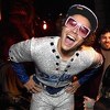 Harry Styles se za Noć vještica kostimirao u Eltona Johna s Gucci naočalama