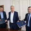 Šarović podijelio novac: 500 hiljada KM za Srebrenicu i 450 hiljada KM za Istočnu Ilidžu