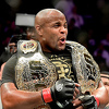Daniel Cormier odbranio pojas u dvije kategorije i ušao u historiju