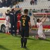 Ognjen Todorović na koljenima molio navijače Zrinjskog da prestanu bacati predmete